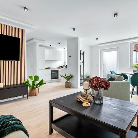 La Bastina Apartment Хайлигенхафен Екстериор снимка